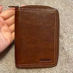 Dockers men’s brown wallet